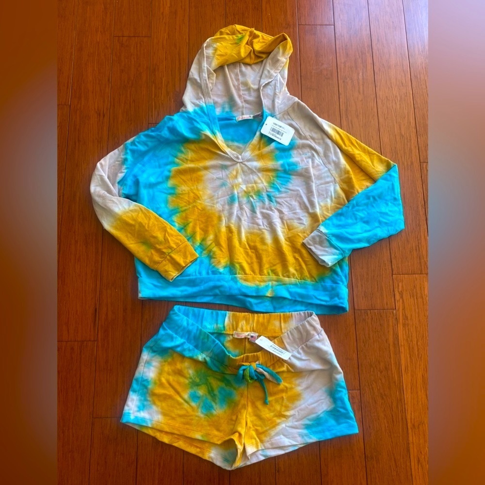 Anthropologie Tye-Dye Lightweight Blue and Yellow sweatshirt Set